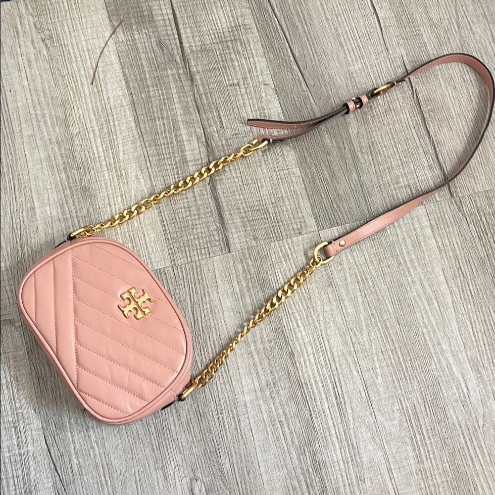 Tory Burch Kira Chevron Camera Bag - Picture 3 of 14